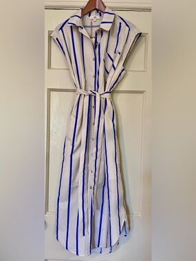 entro dress sz M with bold Cobalt Blue Stripes
